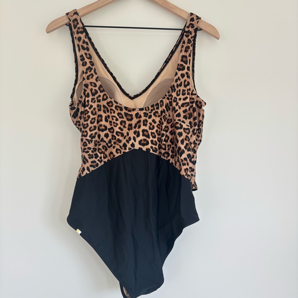 Summersalt Perfect Wrap One Piece Swim Suit Leopard Black 16 - Picture 6 of 11